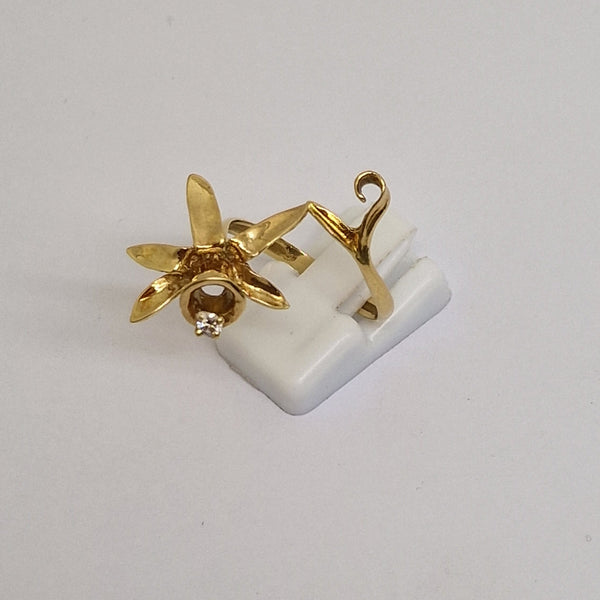 Bagues en or jaune 750/1000 avec oxyde de zirconium - T 56