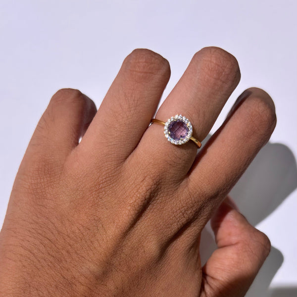 Solitaire Or Jaune 18 Carats avec Améthyste et Oxyde de Zirconium