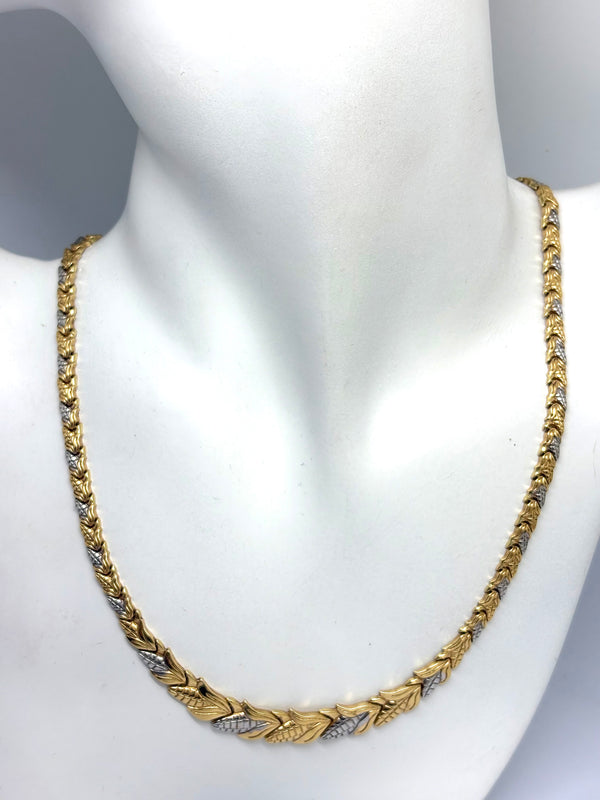 Collier ras du cou en or 18 K - 15.99 G