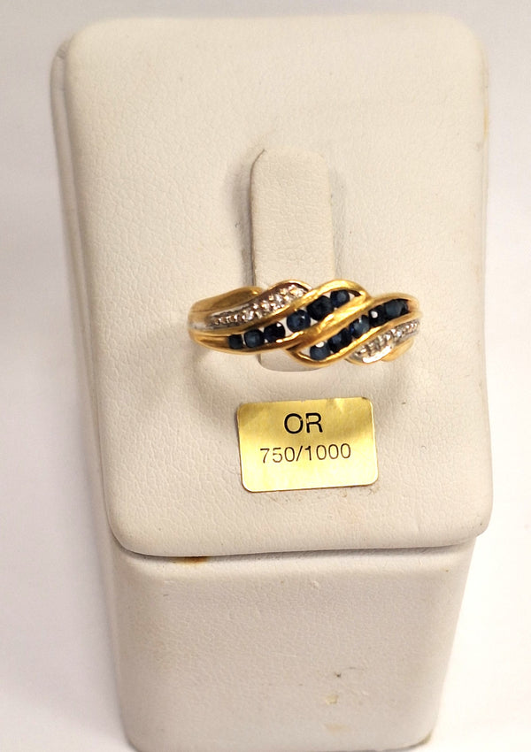 Bague Or Jaune et Blanc avec Saphir et Diamants - 2.62 Grs