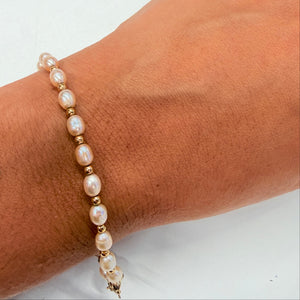 Bracelet avec perles d'eau douce en Or jaune 18K