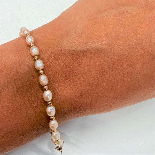 Bracelet avec perles d'eau douce en Or jaune 18K