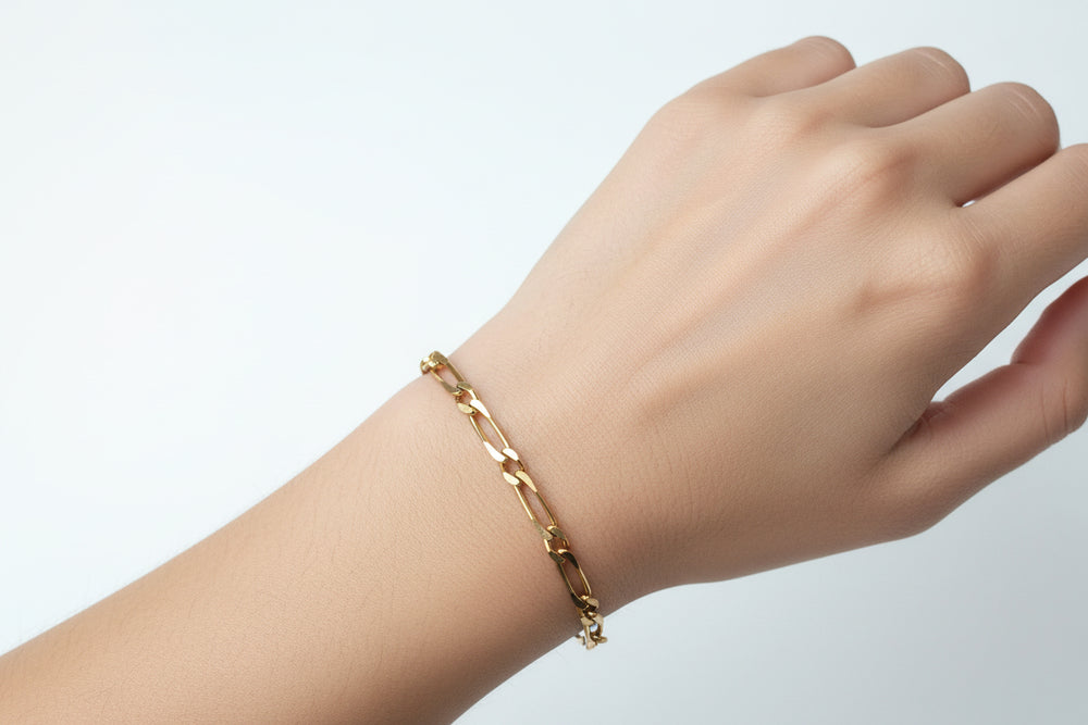 Bracelet or maille figaro