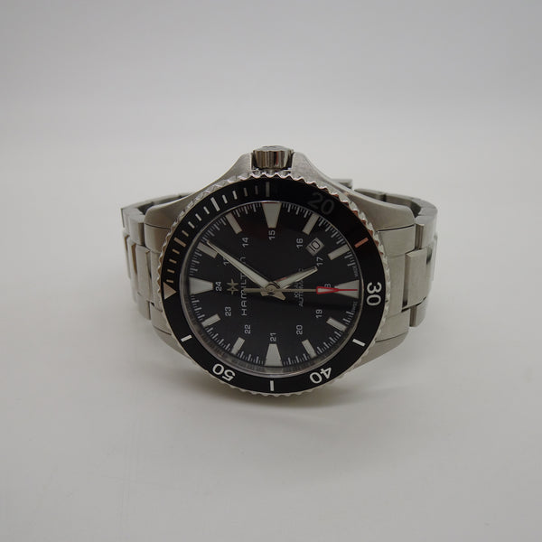 Montre Hamilton khaki navy 2021 Comme neuve