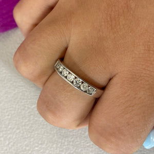 Bague demi-tour en or blanc 18K avec diamants - 4.47 Grs