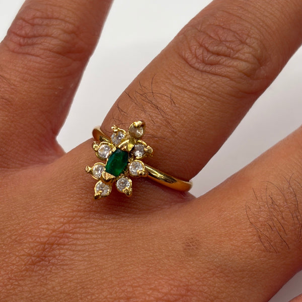 Magnifique Bague Marguerite en Or Jaune 18K
