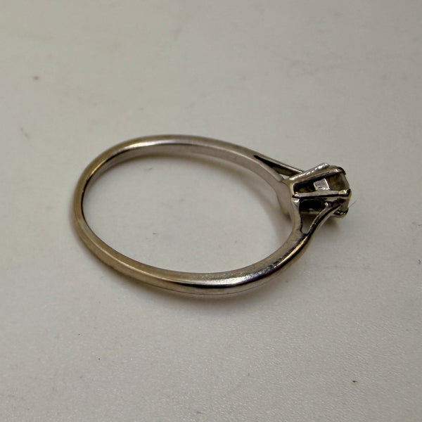 Bague Solitaire en Or Blanc 18K - Taille 48