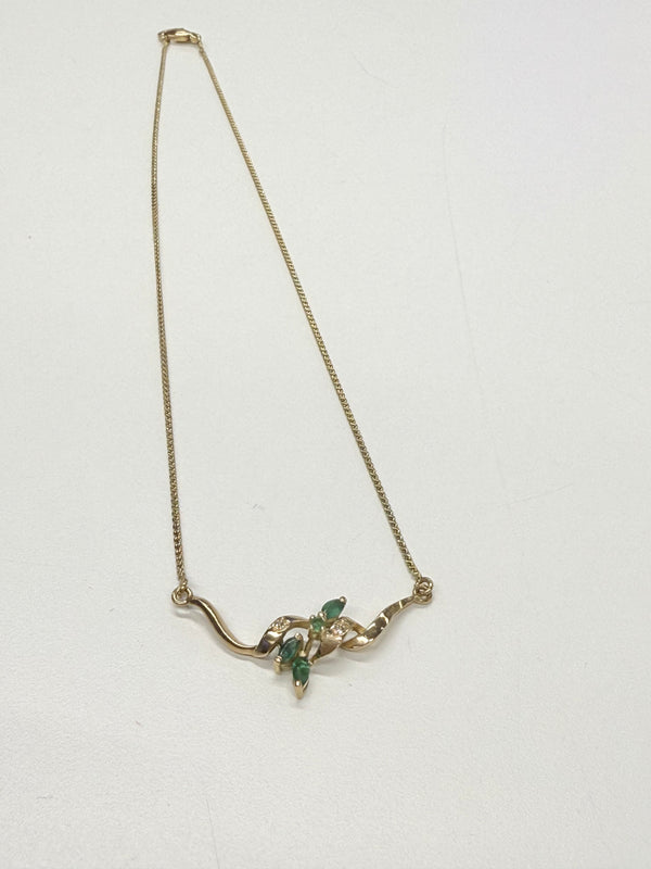 Collier Princesse Or Jaune 18k avec Emeraudes et Diamants
