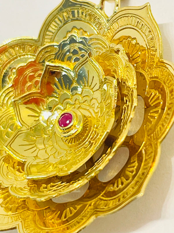 Pendentif Fleur en Or jaune 18K - Rubis - 3.05g