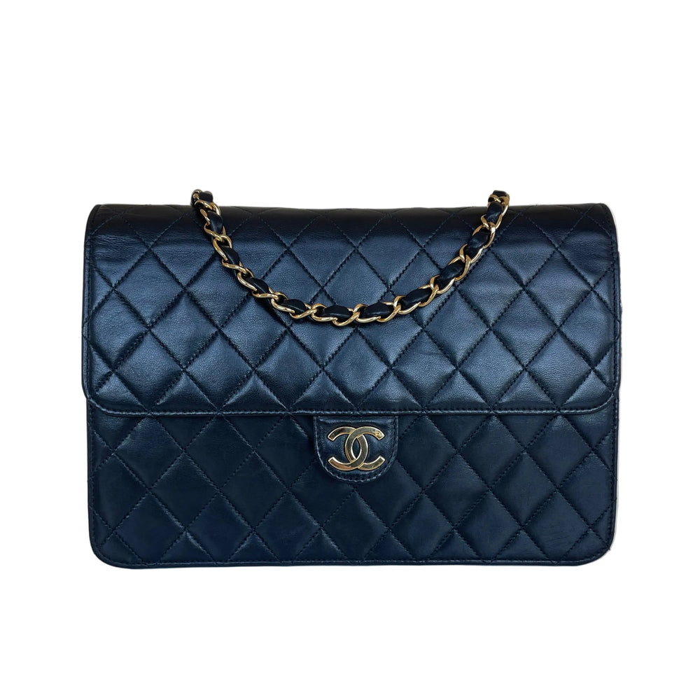 Sac à main Chanel Single Flap en cuir noir