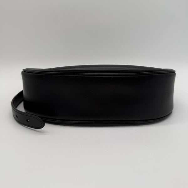 Sac Céline Ava en cuir noir avec fermoir triomphe