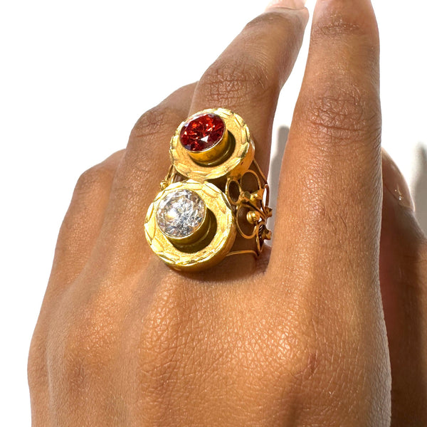 Bague Ancienne avec Oxyde de Zirconium en Or Jaune 21K