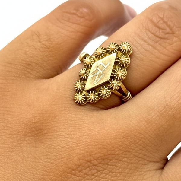 Bague Ancienne Or Jaune 18 Carats