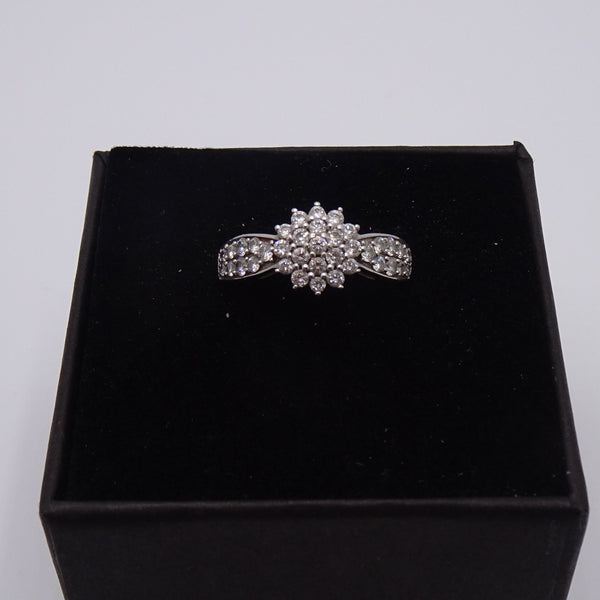 Bague Chou en Or Blanc 18K - Taille 47