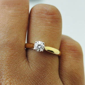 Bague Solitaire en Or Jaune 18 K - 3.07 G