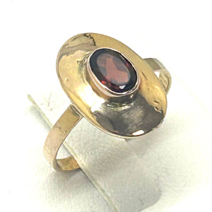 Bague Ancienne Or Jaune 18k avec Grenat