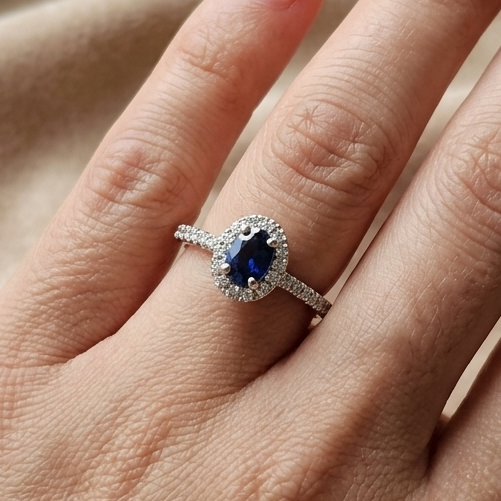 Bague Marguerite Or Blanc Diamants Saphir 18K - 2.46 G