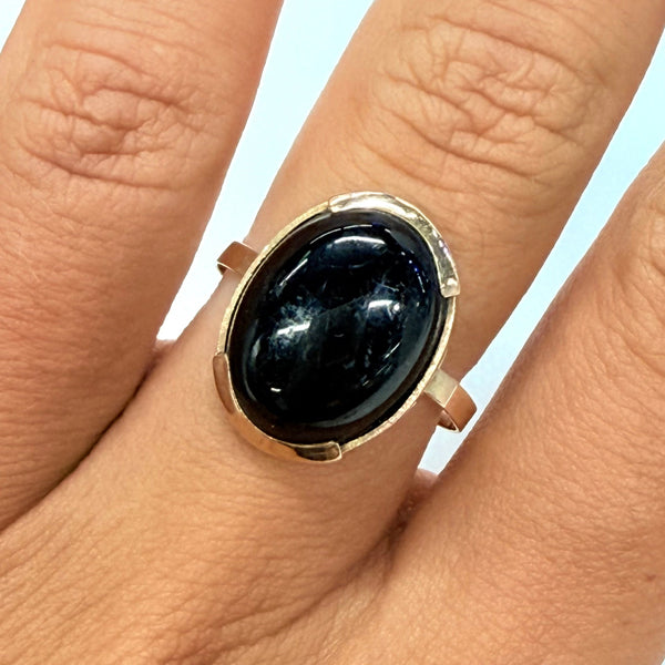 Bague réglable en or jaune 18k  Poids - 3.52 Grs Taille-Réglable plus petit 58 au plus grand 70