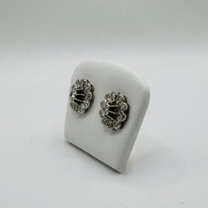 Boucles d'oreilles or blanc diamants motif floral 18k