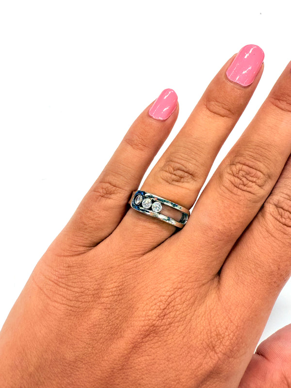 Bague Signée Or Blanc 18K avec Diamants MESSIKA 4.04 Grs - Taille 52