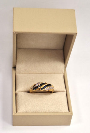 Bague Or Jaune et Blanc avec Saphir et Diamants - 2.62 Grs