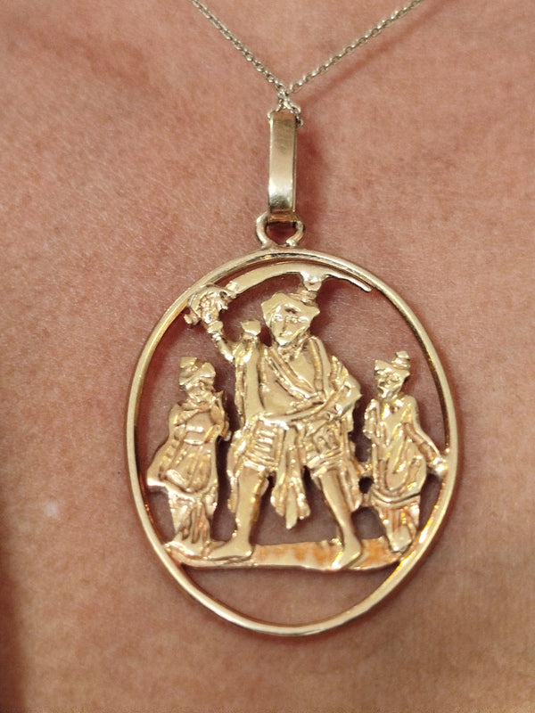 Pendentif Divinité en Or Jaune 18K - 5.57g