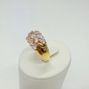 Bagues en or jaune 18k avec Oxyde de Zirconium