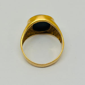 Chevalière homme en or jaune 18 carats avec Onyx
