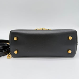 Sac à main Céline Nino Teen en cuir noir