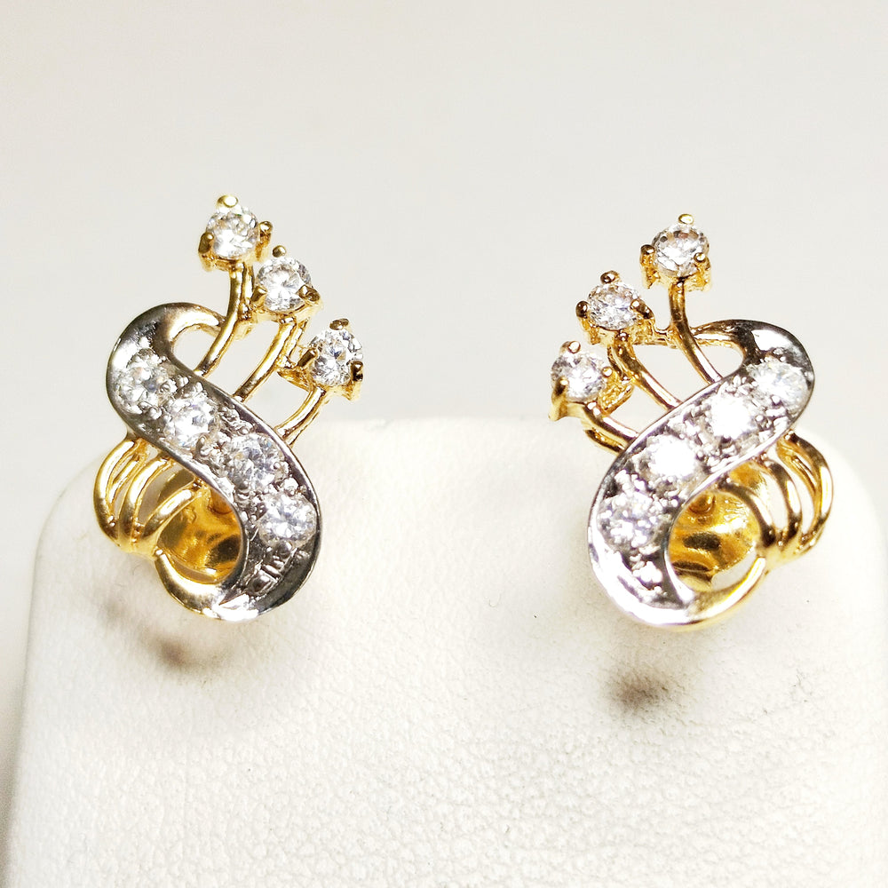 Boucles d'oreilles en or jaune et blanc 22K - 3.33 Grs