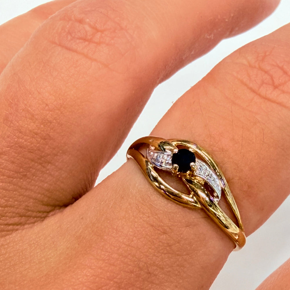 Bague en Or Jaune et Blanc 18k avec saphir