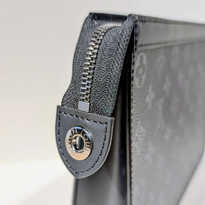 Louis Vuitton Pochette Eclipse Noir Cuir Très Bon État