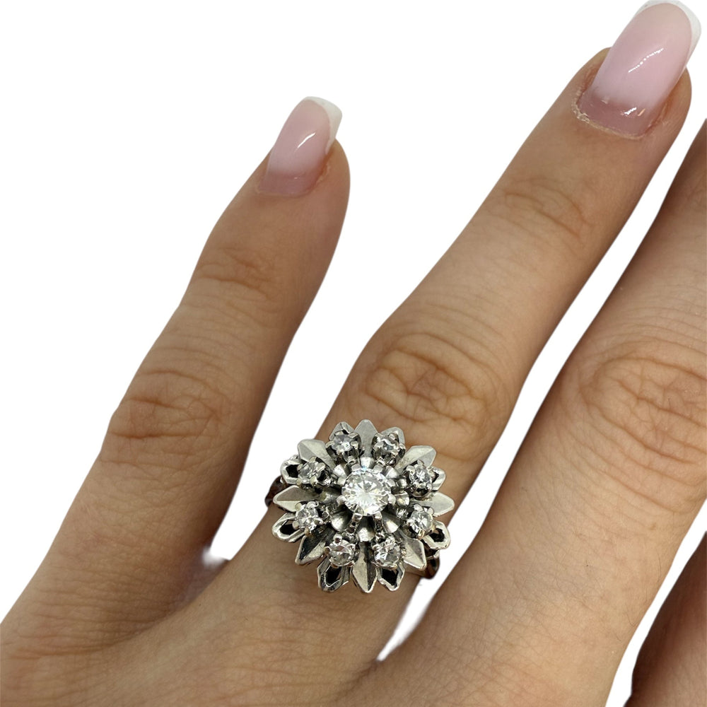 Bague en Or Blanc 18 Carats avec Diamants – T 52