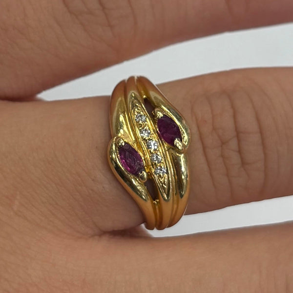 Bague en Or Jaune 18 Carats avec Rubis et Diamants