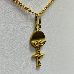 Pendentif Symbole Femme en Or Jaune 18K