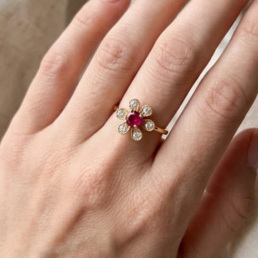 Bague Marguerite en Or Jaune 18 K - Taille 53 - 3.88 G