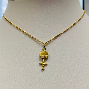 Pendentif Symbole Femme en Or Jaune 18K