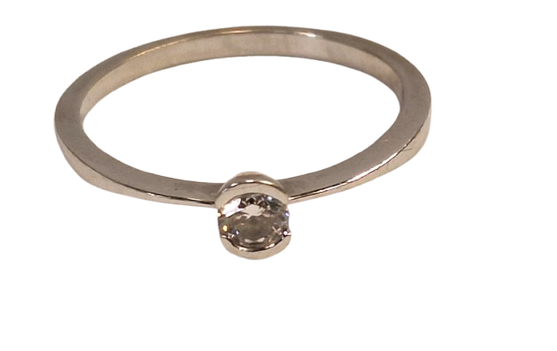 Solitaire en or blanc 18 carats avec diamant 0.15 carats - 1.84 Grs
