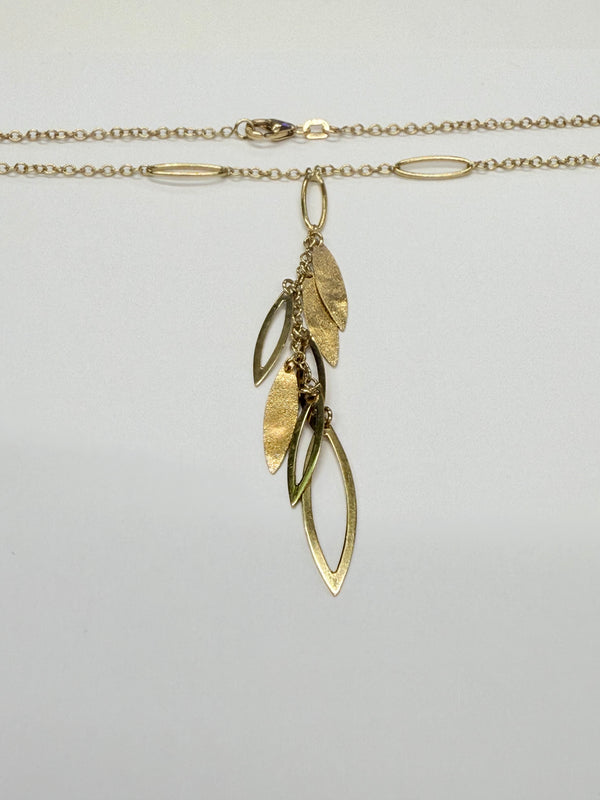 Collier feuille en Or jaune 18k maille forçat