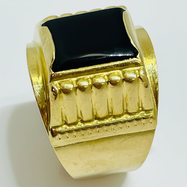 Chevalière en or jaune 18K - 8.37 G