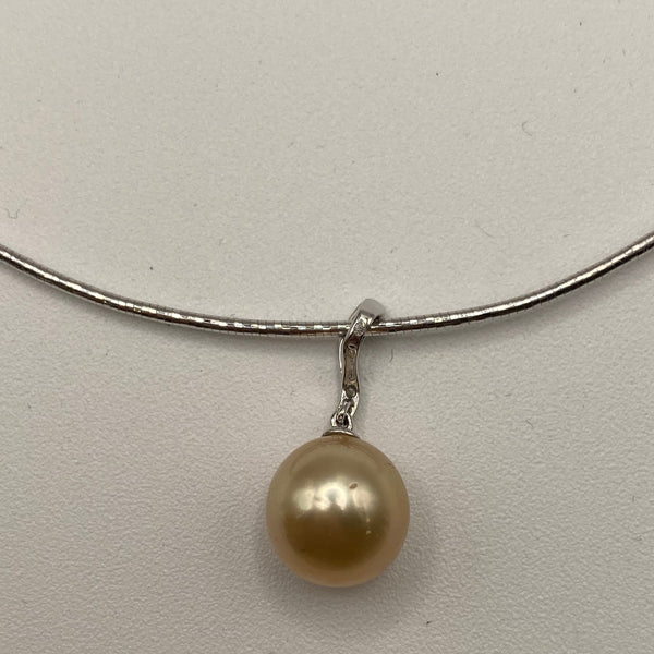 Collier Ras du Cou Or Blanc 18K Diamants & Perles 5.76 Grs