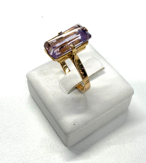 Bague en Or Jaune 18K et Améthyste T.52