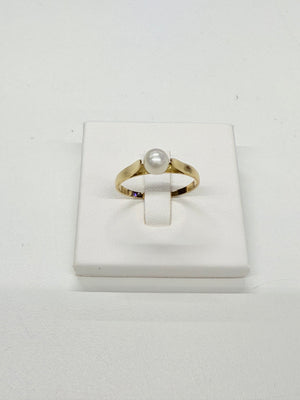Bague en Or 18k avec perle d'eau douce