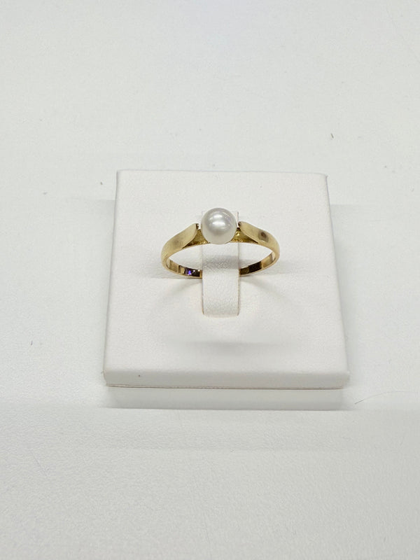 Bague en Or 18k avec perle d'eau douce