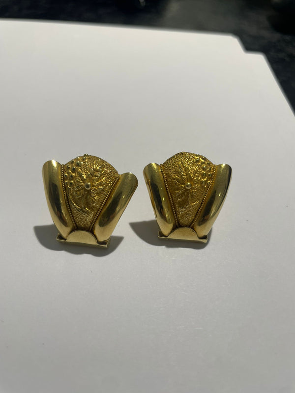 Boucles d'oreilles en or jaune 18K 8.24 Grs