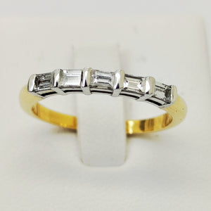 Bague en Or Jaune 18K avec Diamants - Taille 54 - 2.73g