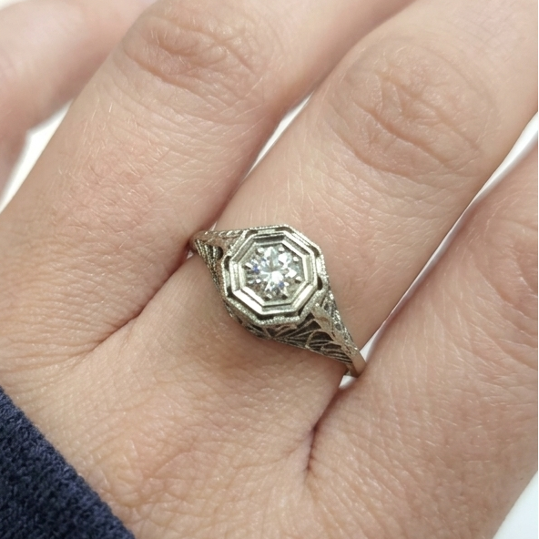 Superbe Bague Ancienne en Or Blanc 18K - 1.90 G - T 52