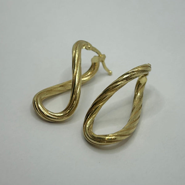 Boucles d'oreilles en or jaune 18K 7.45 Grs