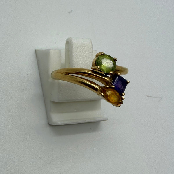 Bague en or jaune 18 K - Taille 53 -  2.74 G