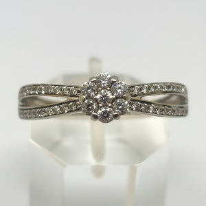 Solitaire Diamant Blanc 18 Carats avec Certificat